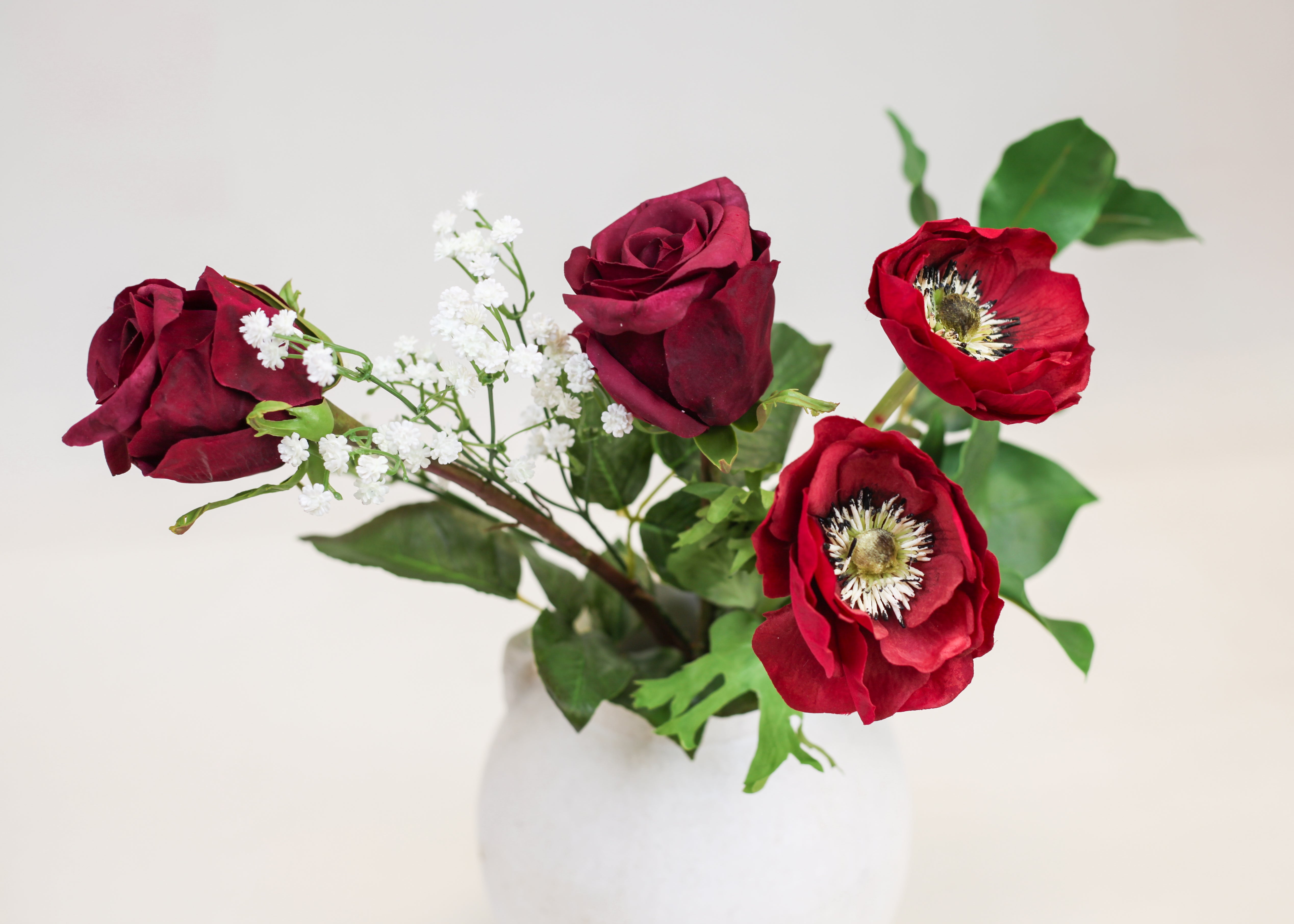 The Holy Hostess Amour Petite Bouquet