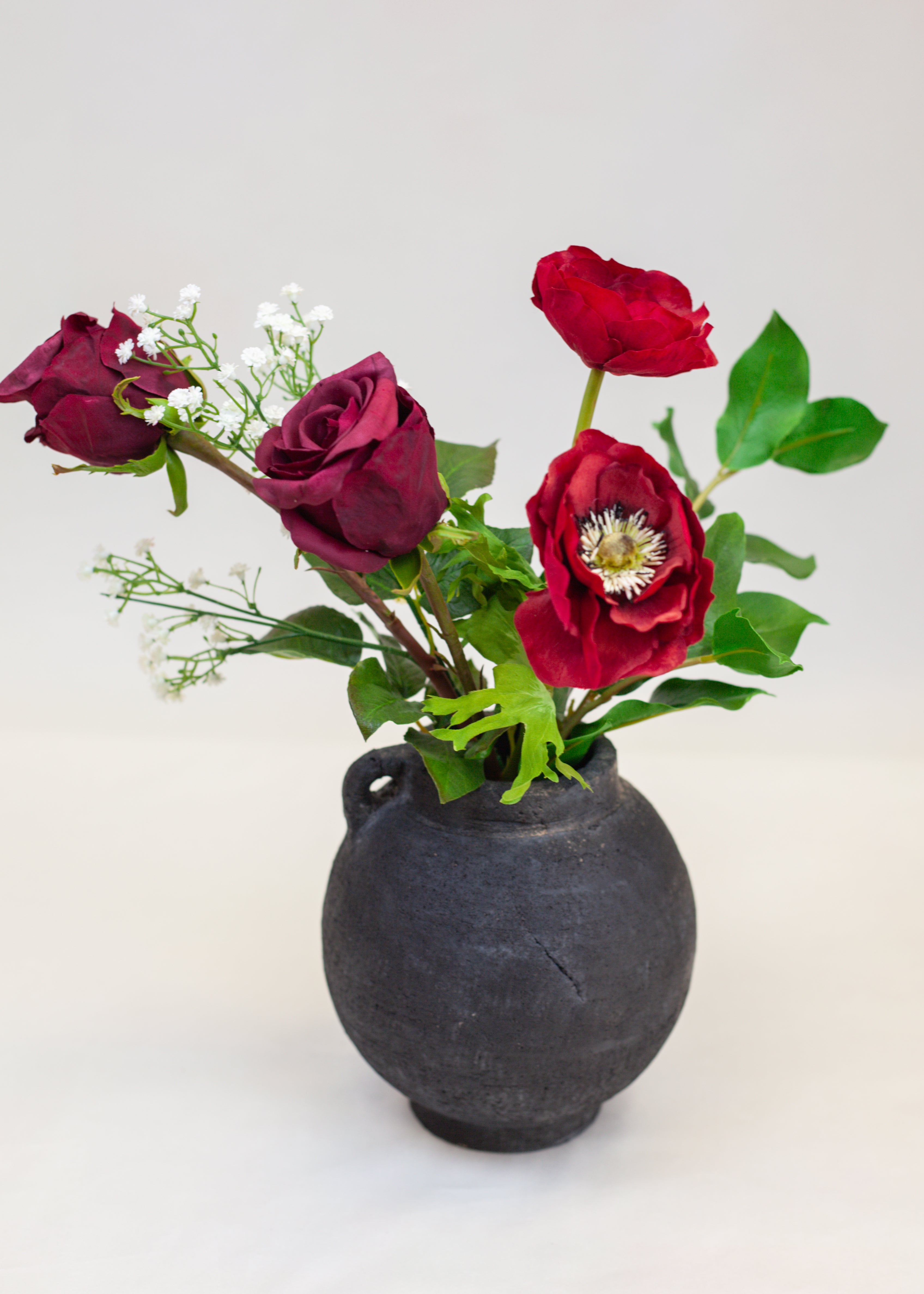 The Holy Hostess Amour Petite Bouquet