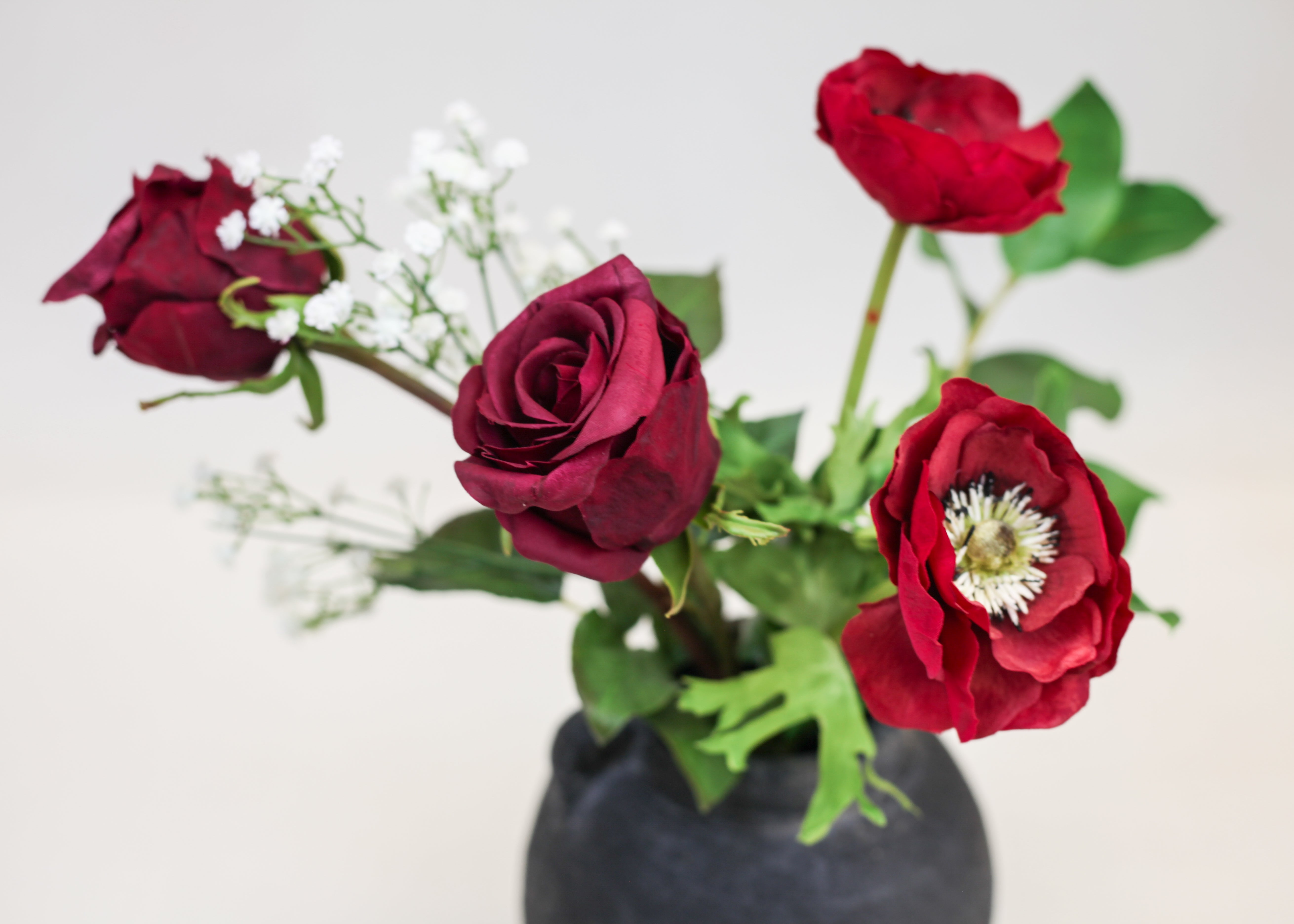 The Holy Hostess Amour Petite Bouquet