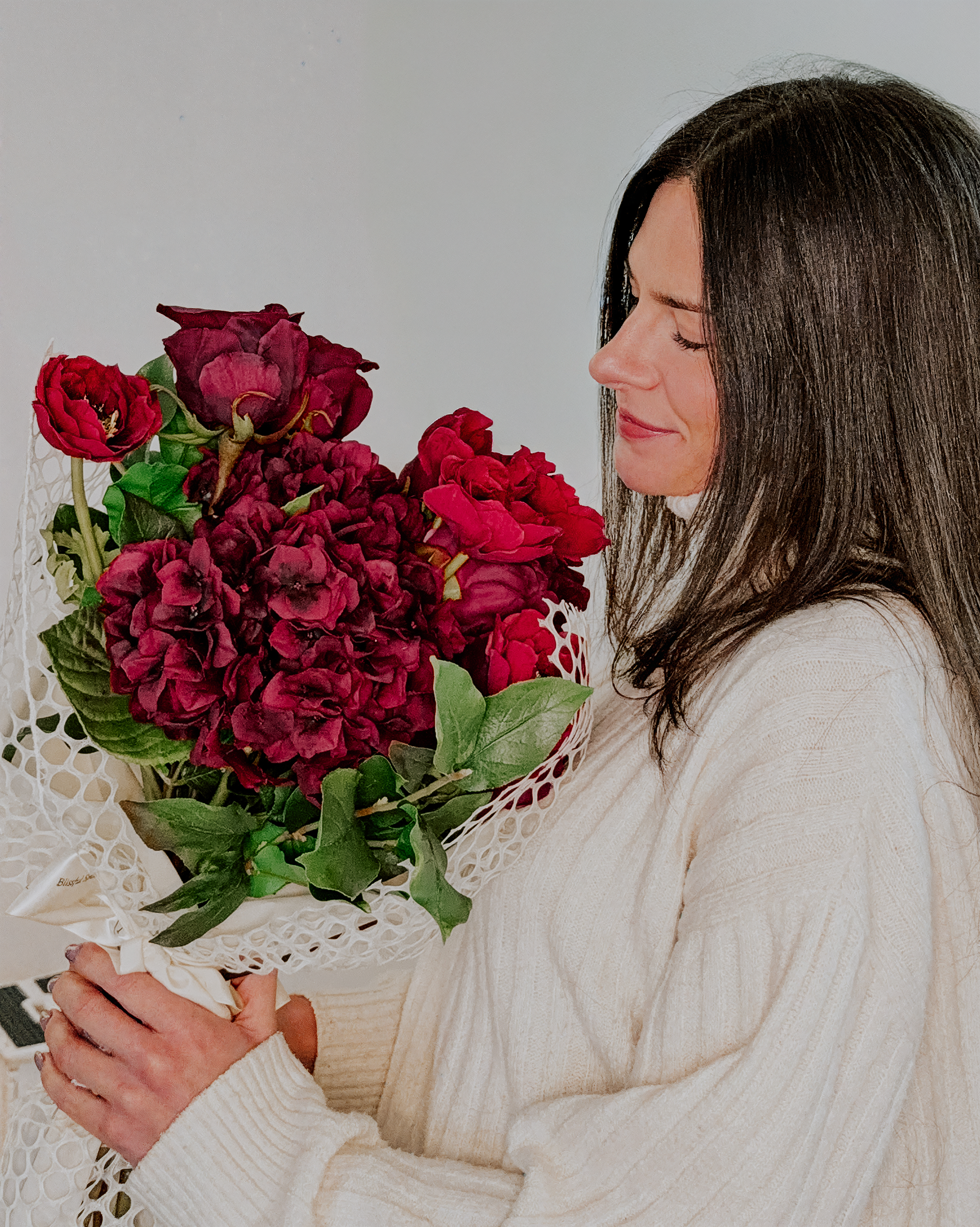 The Holy Hostess Amour Bouquet, Luxe