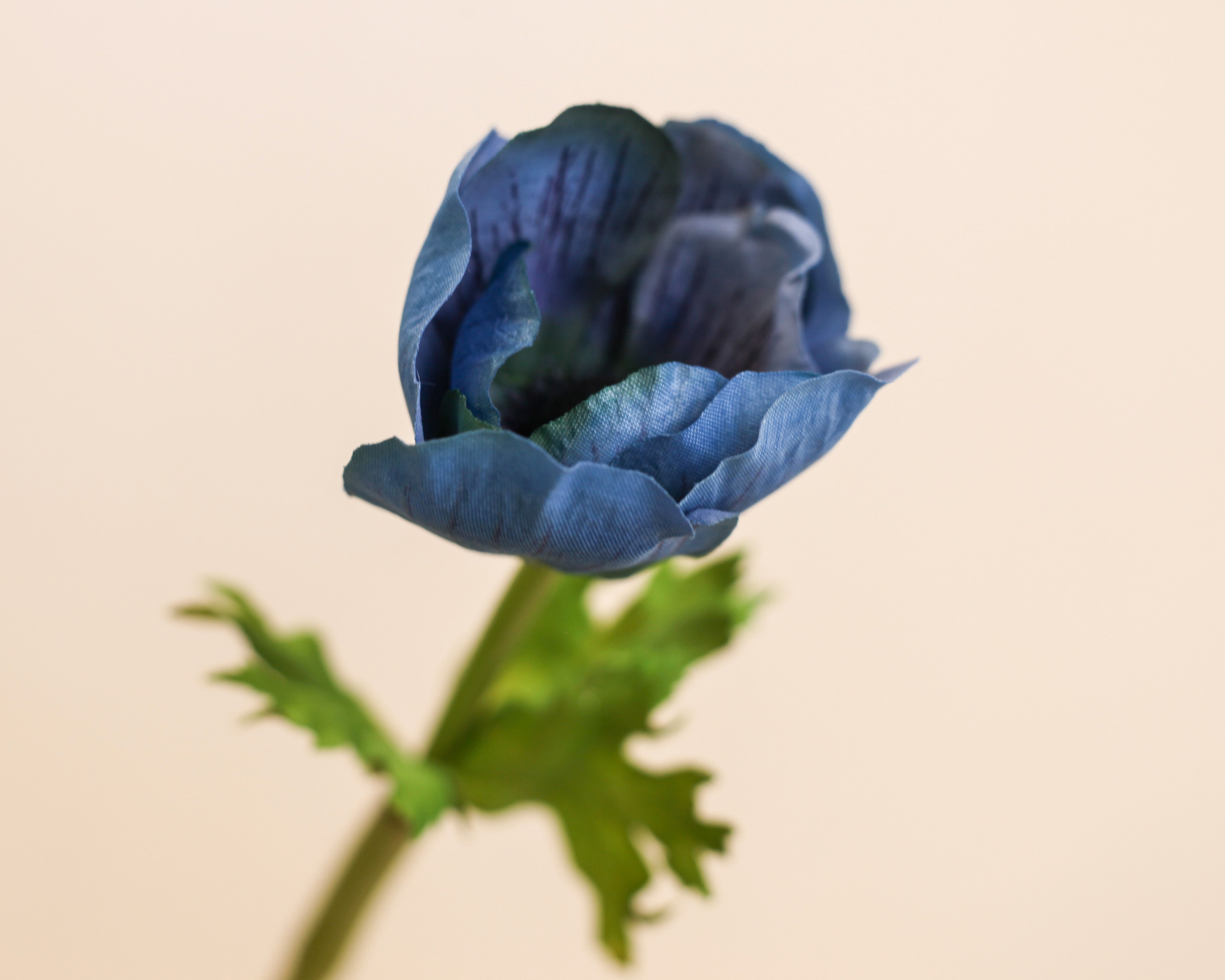 Real Touch Anemone - Blue 15.5"