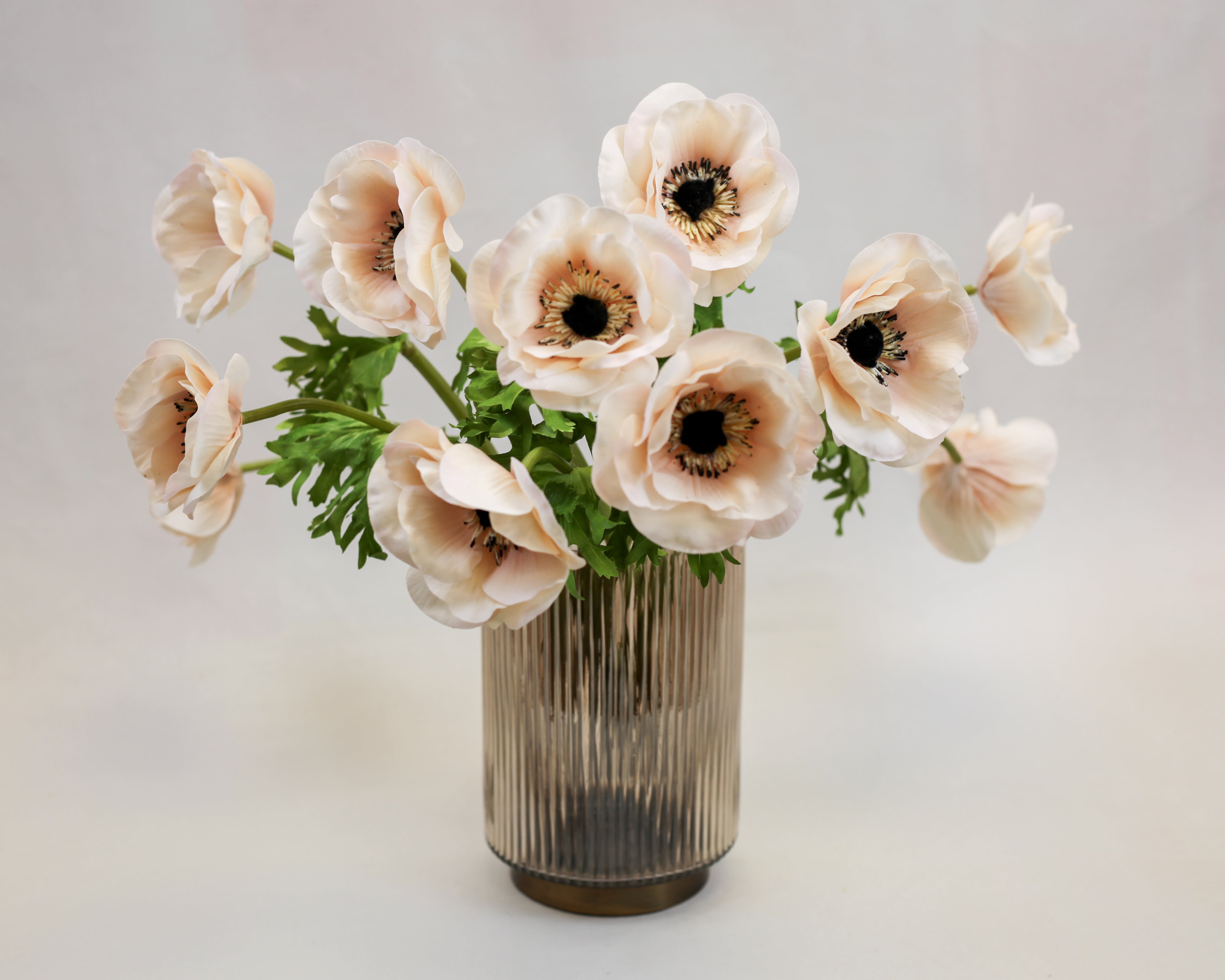 Ribbed Sand Glass Vase (8.5")