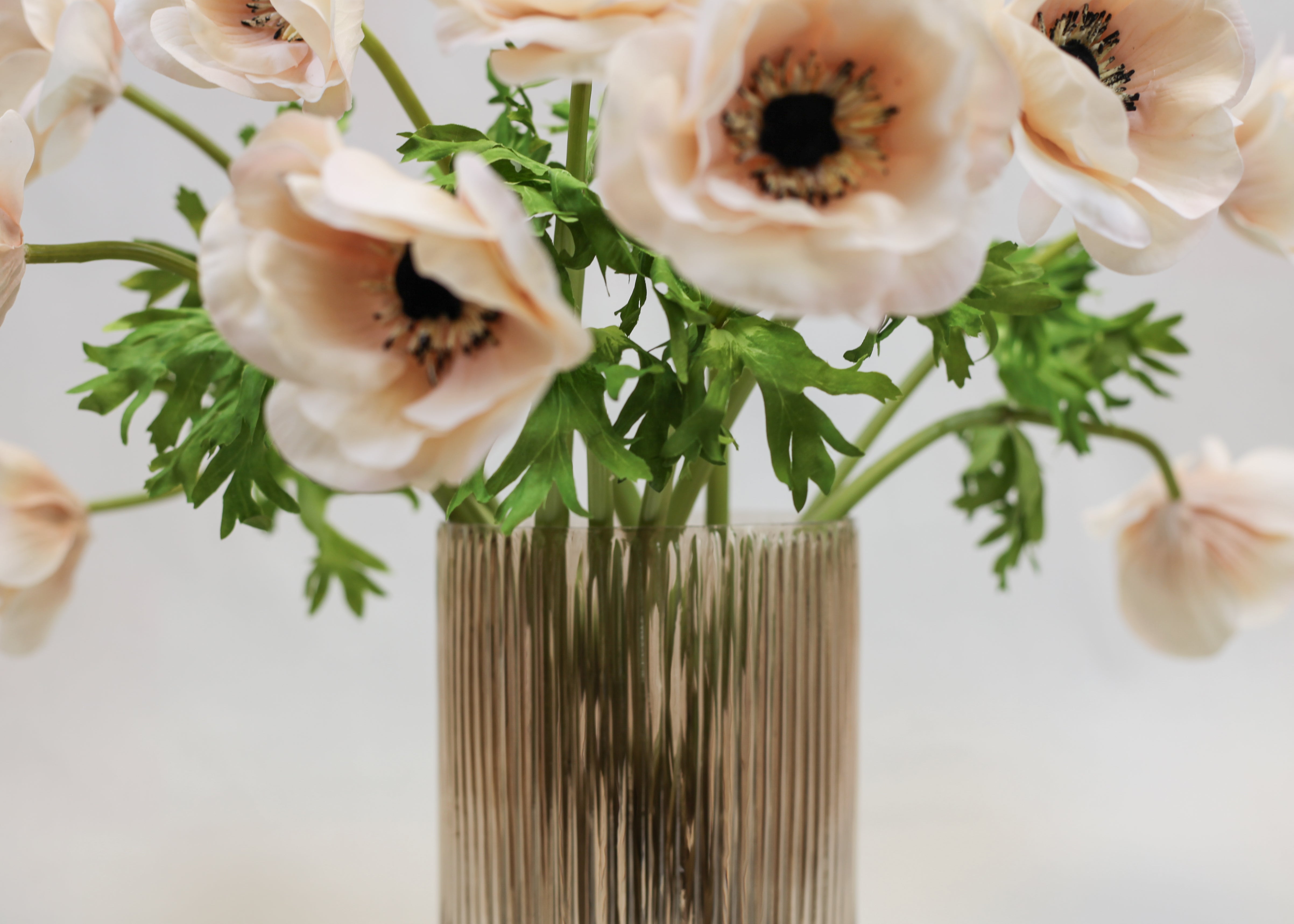 Ribbed Sand Glass Vase (8.5")