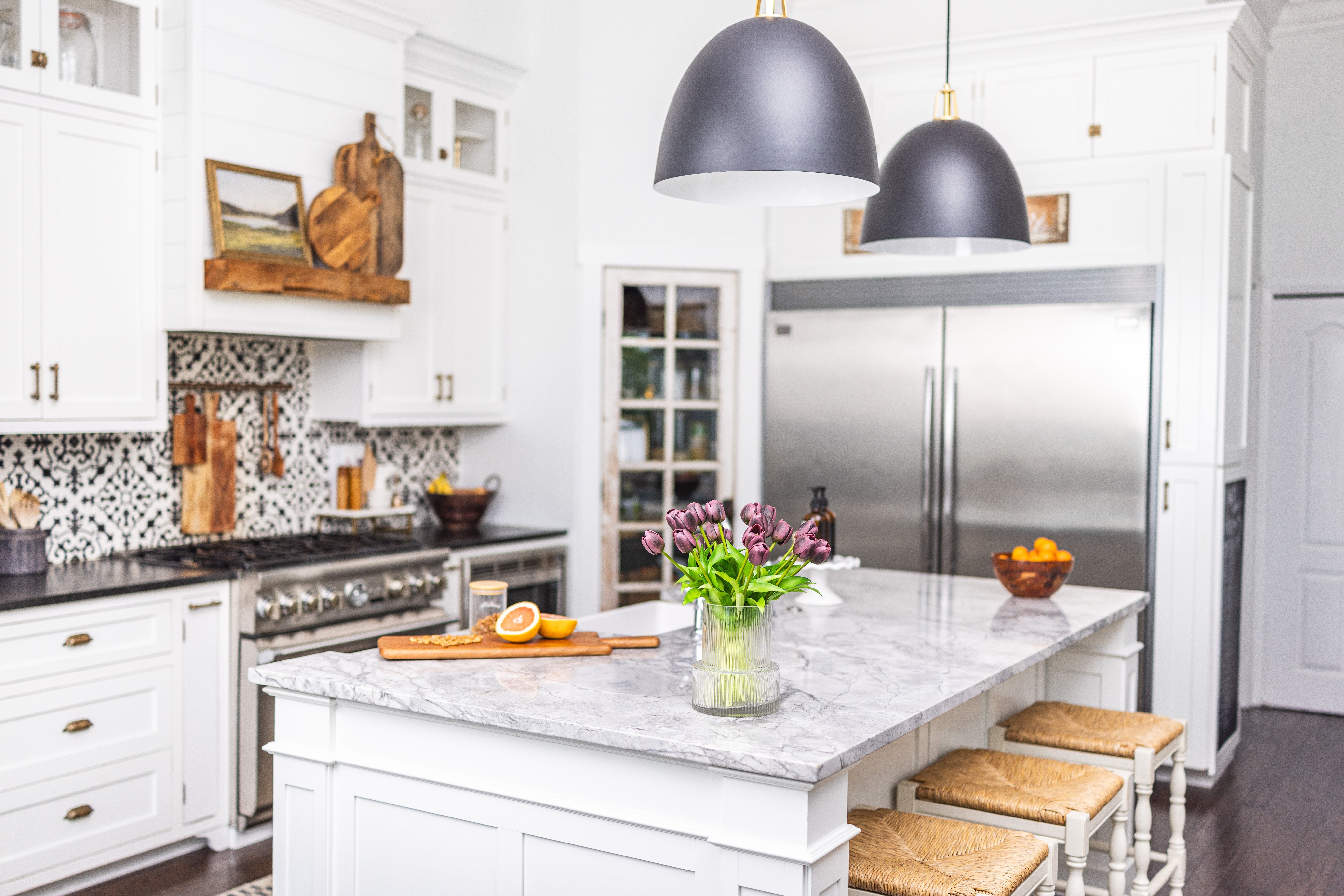 Radiant Blooms- Purple Laurel and Vine 