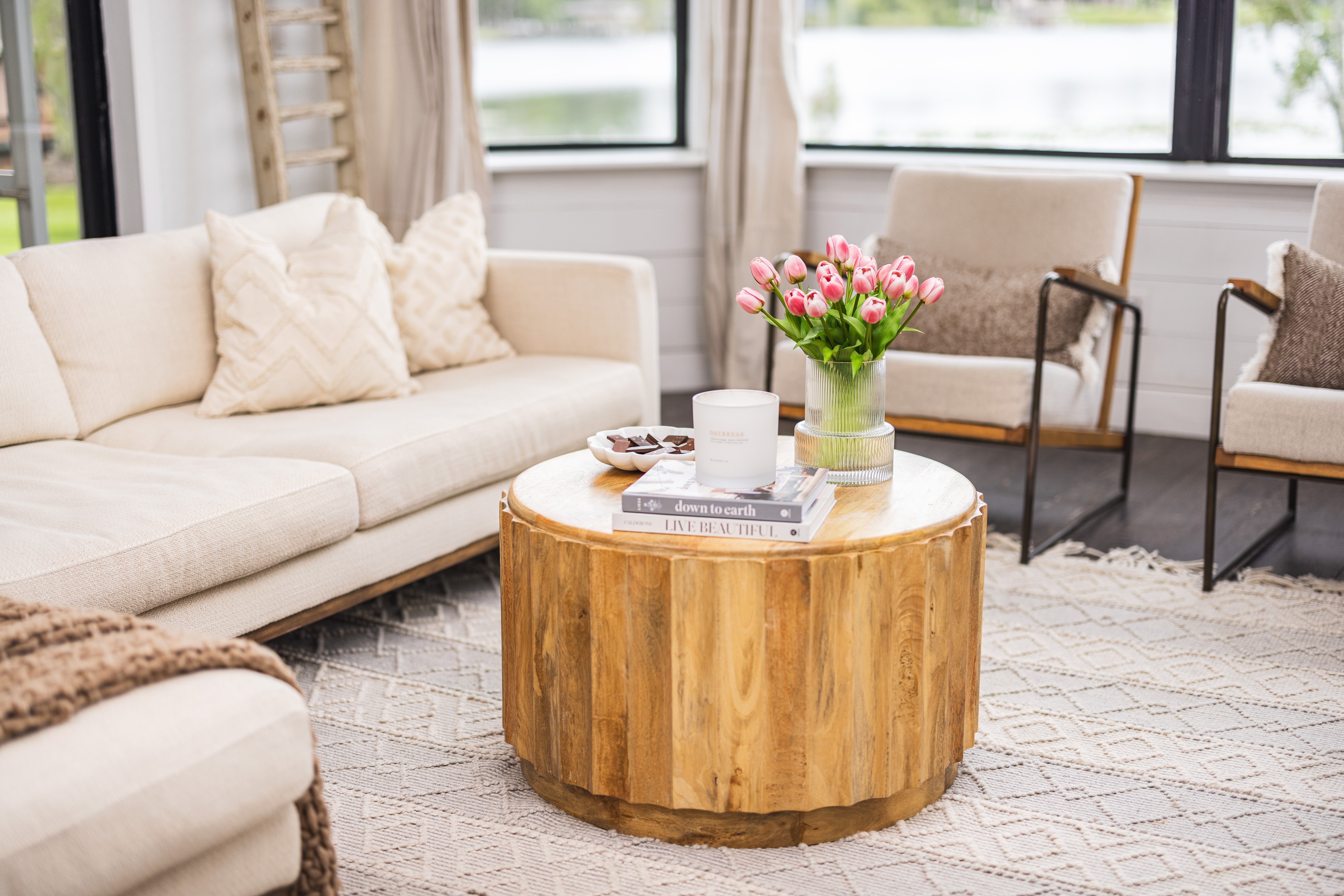 Radiant Blooms- Pink Laurel and Vine 