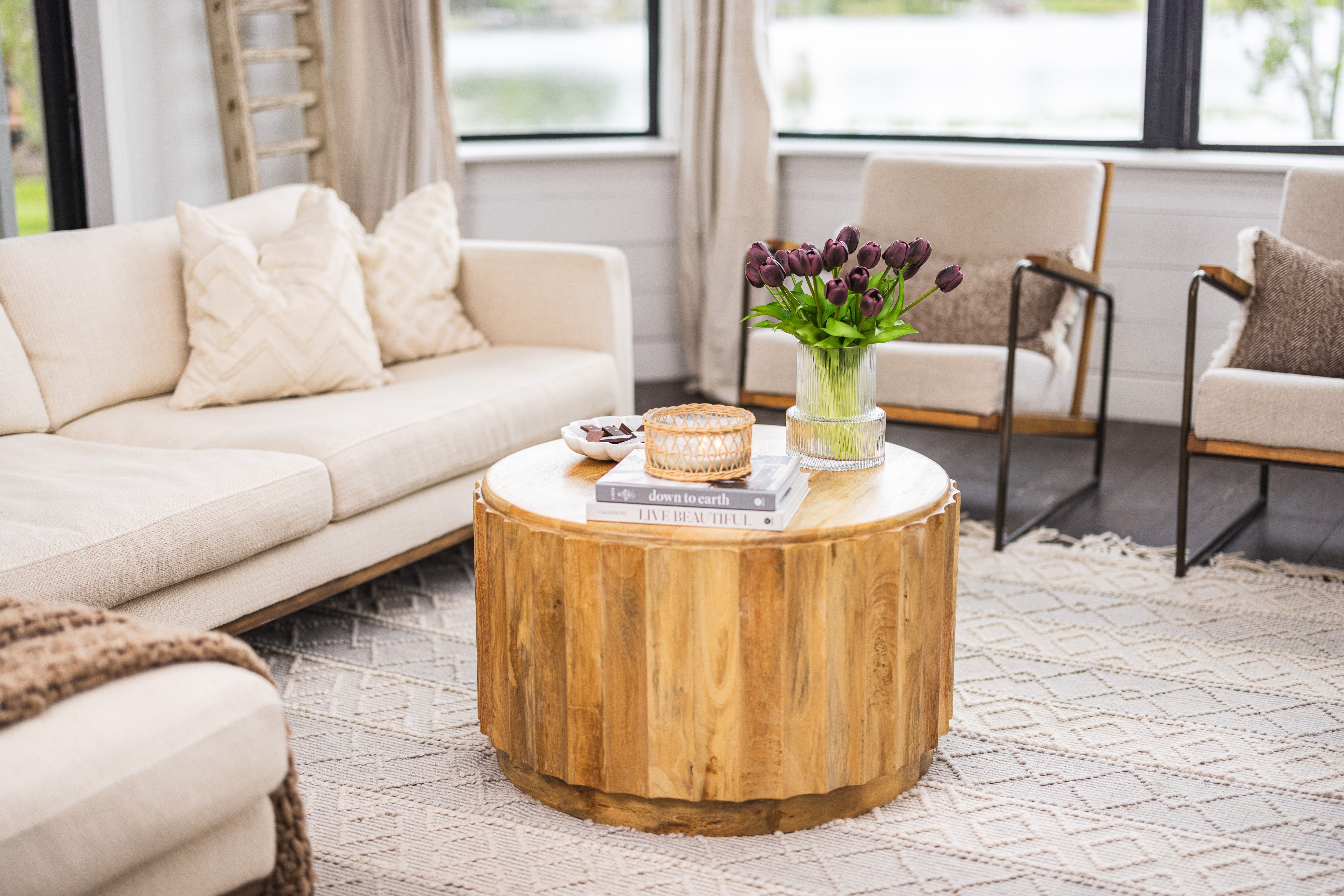 Radiant Blooms- Purple Laurel and Vine 